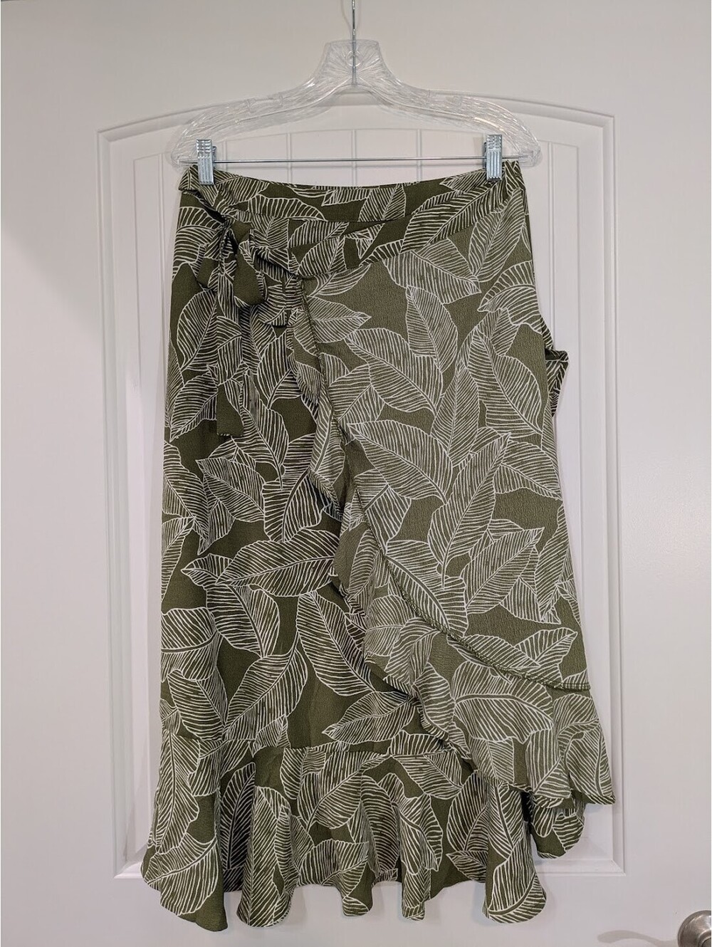 Blu Pepper Green Floral Wrap Skirt Large - Picture 3 of 6